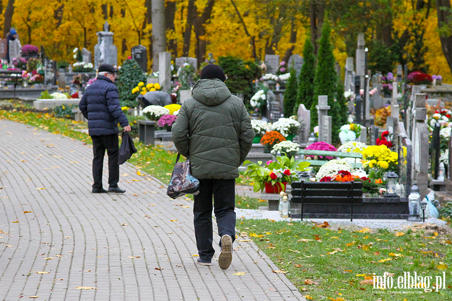 Wszystkich witych okazj do odwiedzenia bliskich na cmentarzach, fot. 16