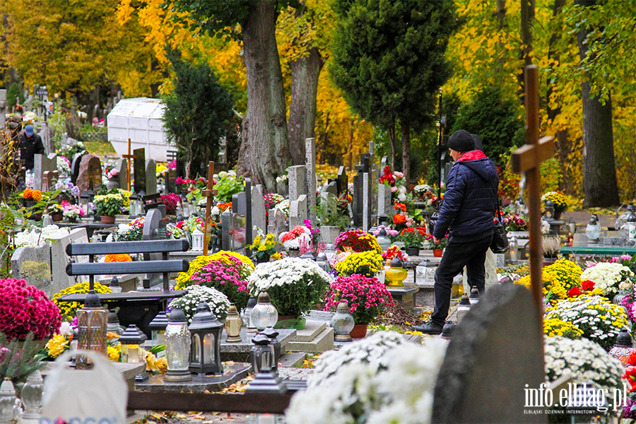 Wszystkich witych okazj do odwiedzenia bliskich na cmentarzach, fot. 19