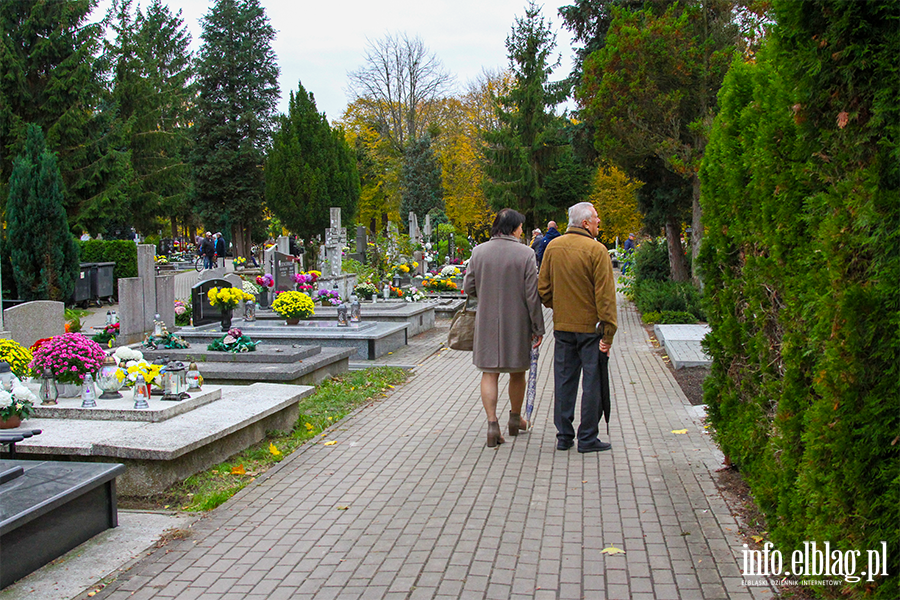 Wszystkich witych okazj do odwiedzenia bliskich na cmentarzach, fot. 20