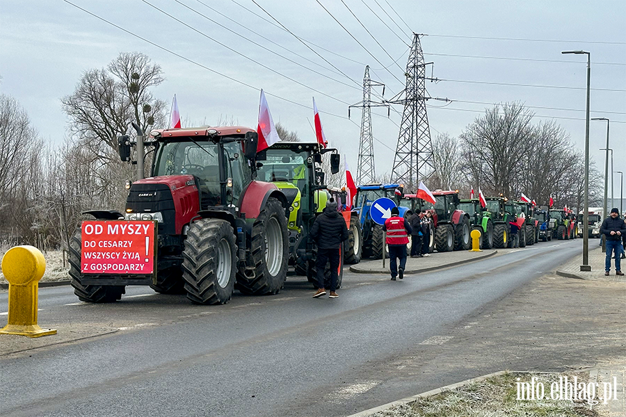 "Chopski bunt"sparaliowa miasto. Rolnicy protestuj na ulicachElblga, fot. 8