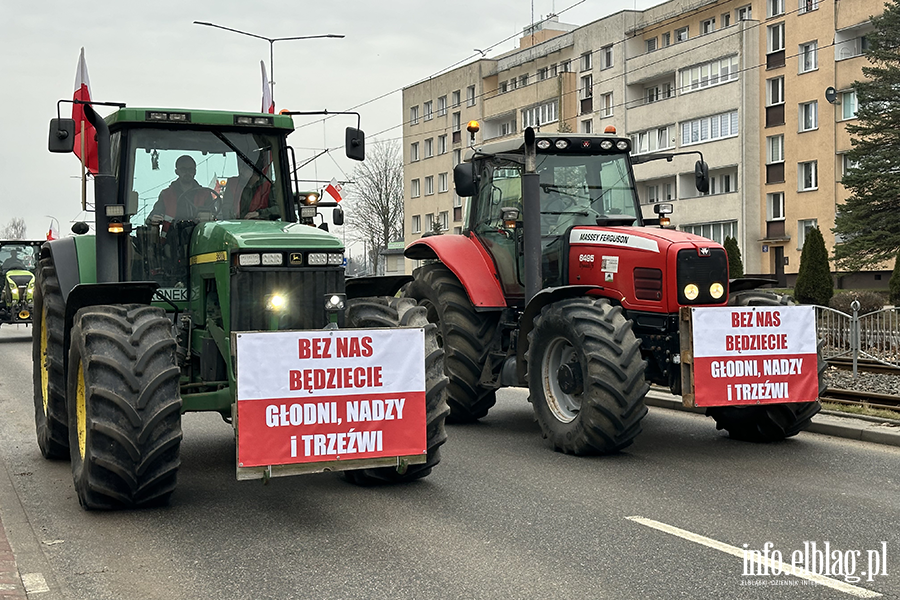 "Chopski bunt"sparaliowa miasto. Rolnicy protestuj na ulicachElblga, fot. 27