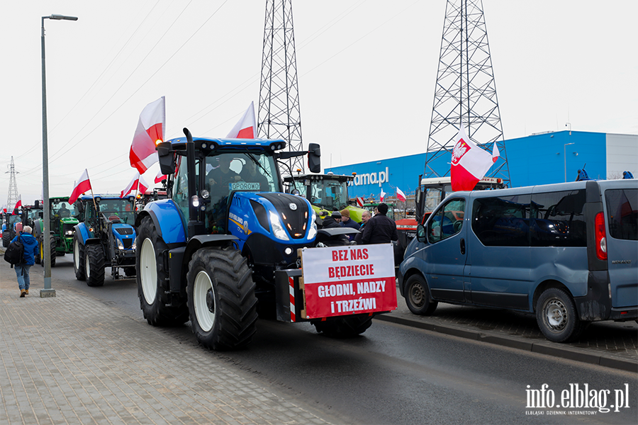 "Chopski bunt"sparaliowa miasto. Rolnicy protestuj na ulicachElblga, fot. 41
