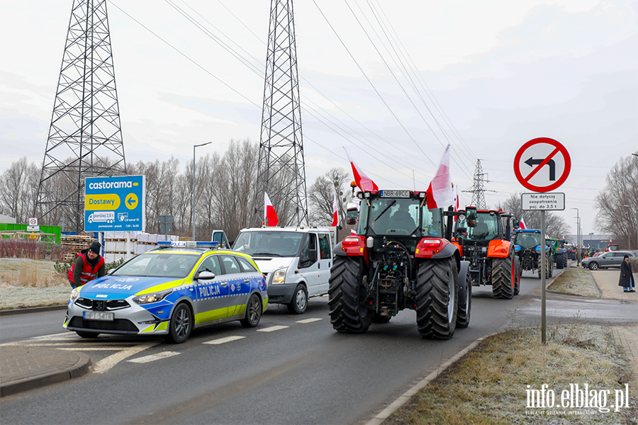 "Chopski bunt"sparaliowa miasto. Rolnicy protestuj na ulicachElblga, fot. 43