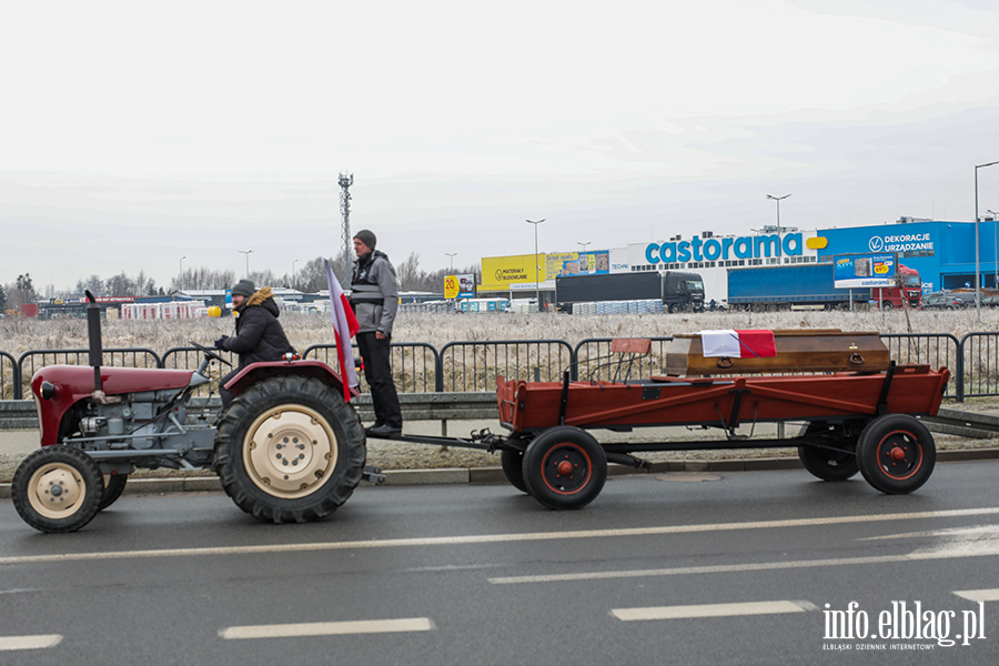 "Chopski bunt"sparaliowa miasto. Rolnicy protestuj na ulicachElblga, fot. 49
