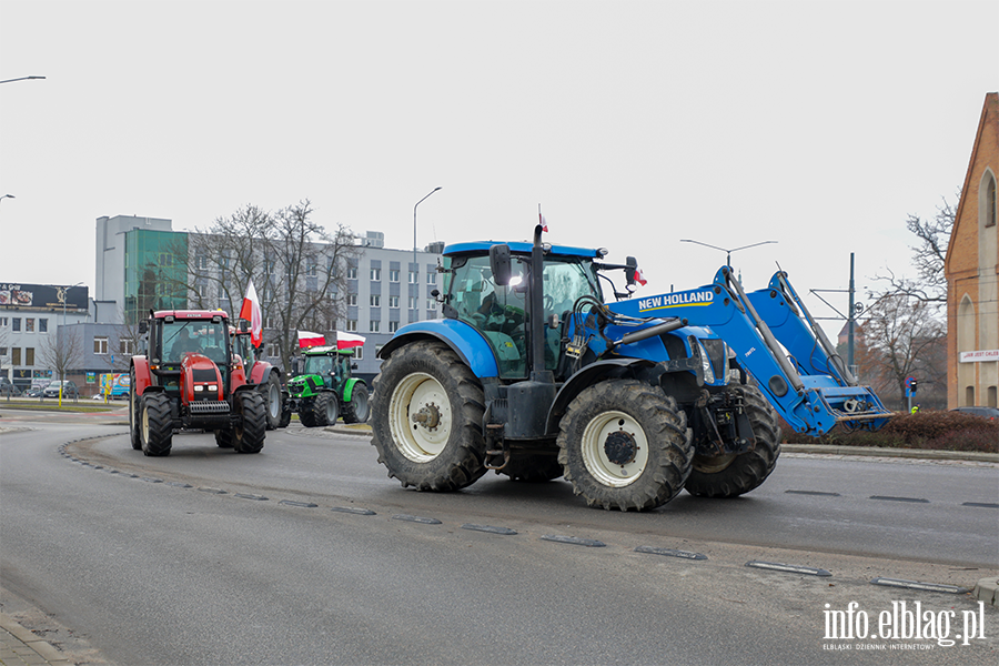 "Chopski bunt"sparaliowa miasto. Rolnicy protestuj na ulicachElblga, fot. 65