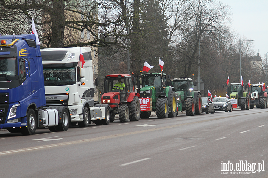 "Chopski bunt"sparaliowa miasto. Rolnicy protestuj na ulicachElblga, fot. 81
