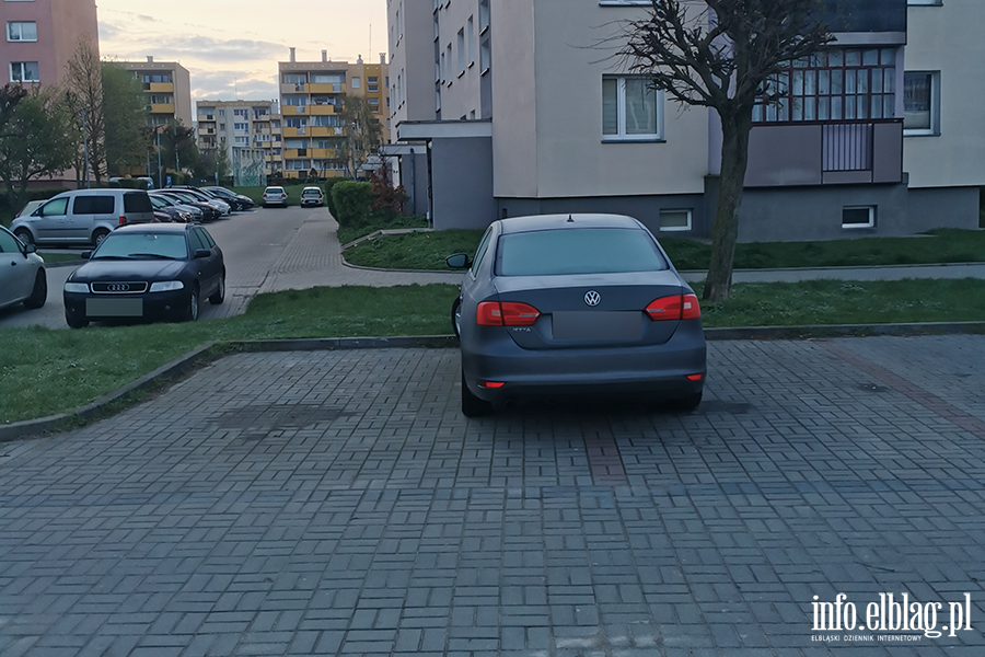 Mistrzowie Parkowania w Elblgu (cz 327), fot. 11