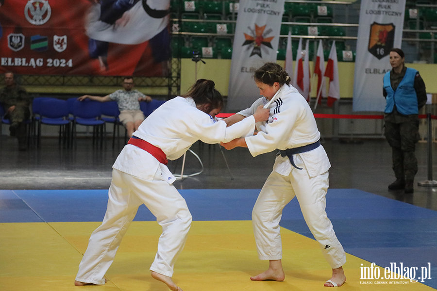 Elblg: onierze walcz na tatami. Trwaj Mistrzostwa Wojska Polskiego w Judo, fot. 20