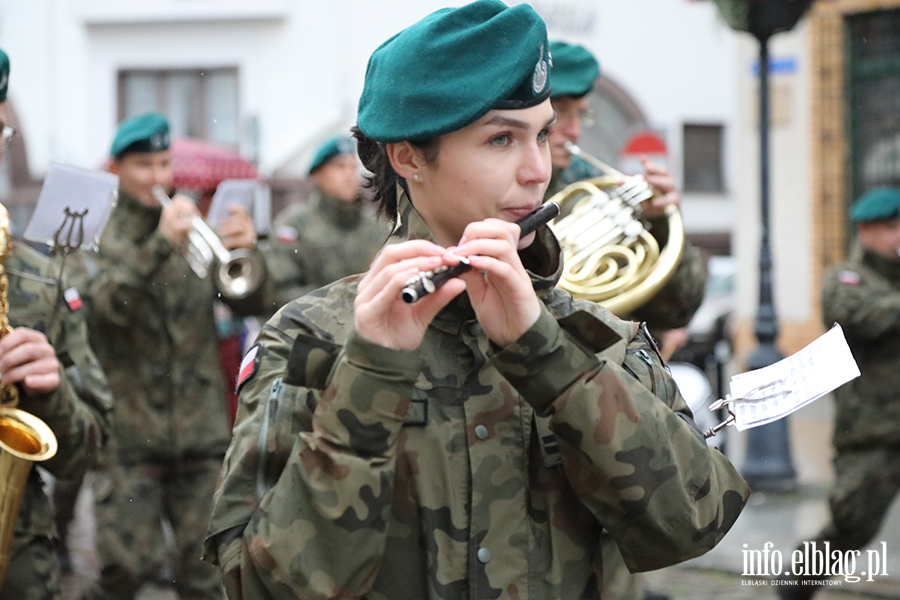 Parada Orkiestry Wojskowej na zakoczenie Elblskiego wita Muzyki, fot. 12