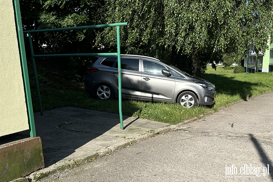 Mistrzowie Parkowania w Elblgu (cz 340), fot. 2