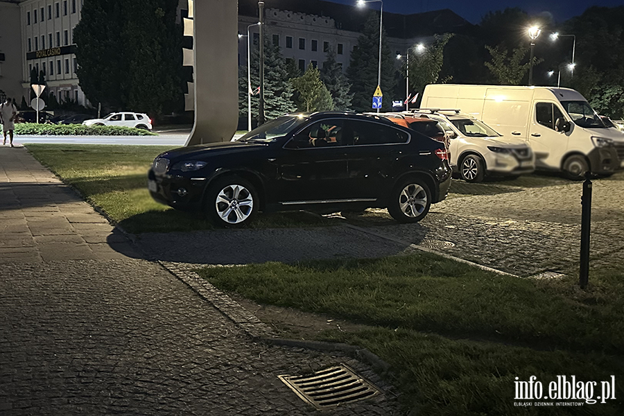 Mistrzowie Parkowania w Elblgu (cz 340), fot. 7