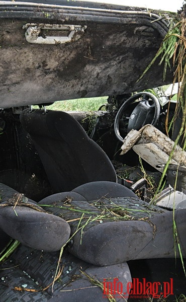 Kolizja na drodze Jegownik - Gronowo Elblskie - opel vectra w rowie, fot. 17