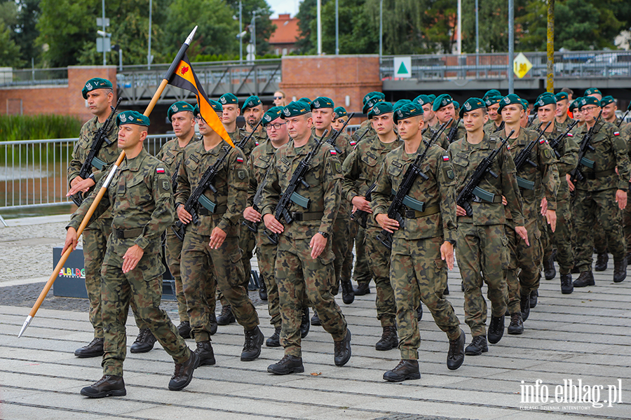 Dzi Odbya si Przysiga Wojskowa na Bulwarze Zygmunta Augusta , fot. 28