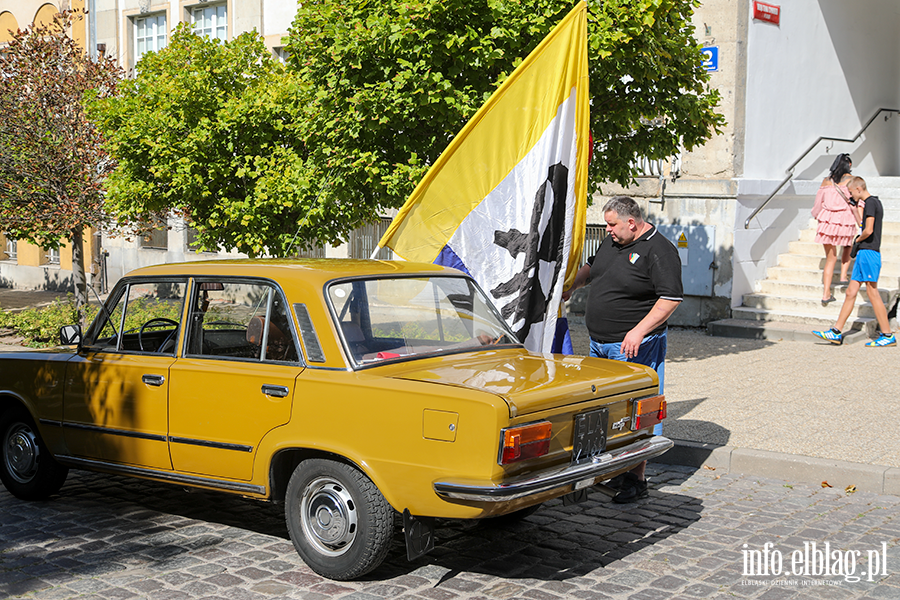 Manifestacja kibicw przed Ratuszem oraz Atrakcje dla dzieci w Parku Planty, fot. 12