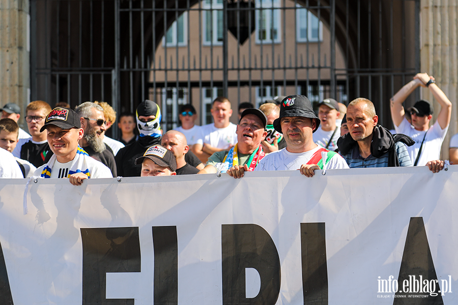 Manifestacja kibicw przed Ratuszem oraz Atrakcje dla dzieci w Parku Planty, fot. 25