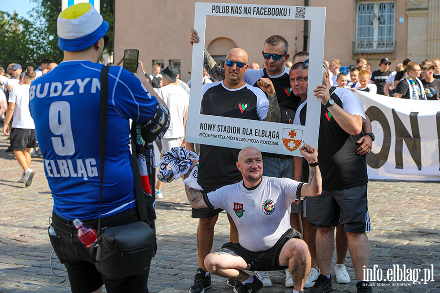 Manifestacja kibicw przed Ratuszem oraz Atrakcje dla dzieci w Parku Planty, fot. 27