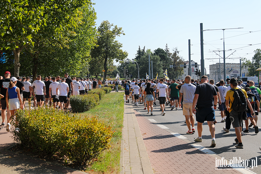 Manifestacja kibicw przed Ratuszem oraz Atrakcje dla dzieci w Parku Planty, fot. 62