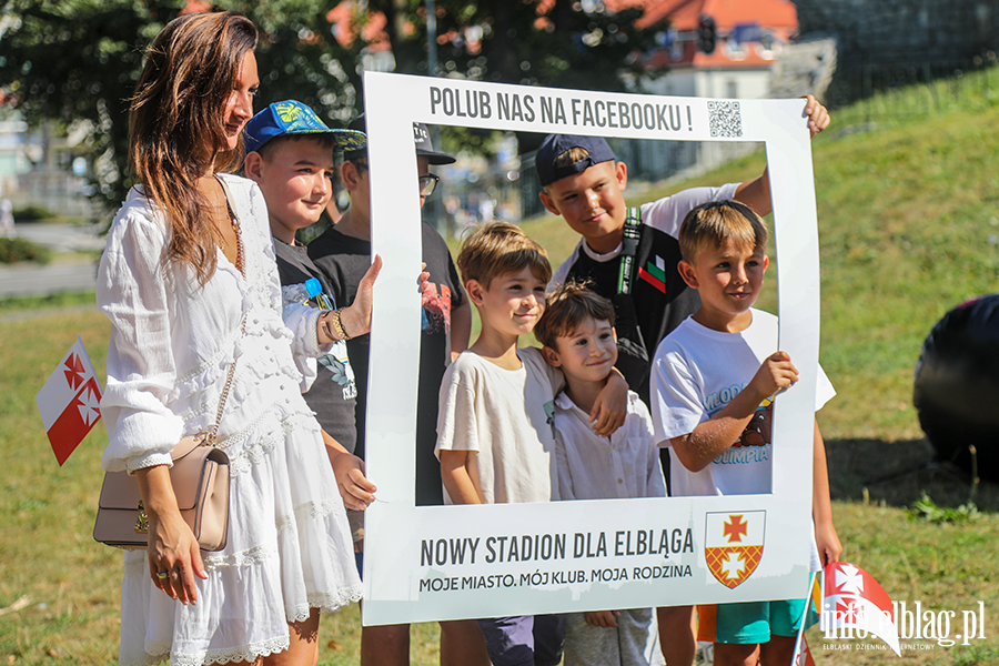 Manifestacja kibicw przed Ratuszem oraz Atrakcje dla dzieci w Parku Planty, fot. 97