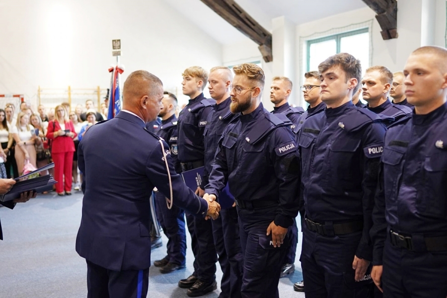 lubowanie nowych policjantw w garnizonie Warmisko-Mazurskim, fot. 14