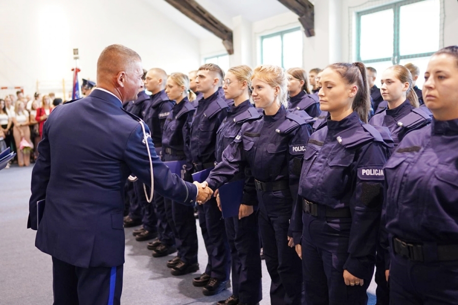 lubowanie nowych policjantw w garnizonie Warmisko-Mazurskim, fot. 15