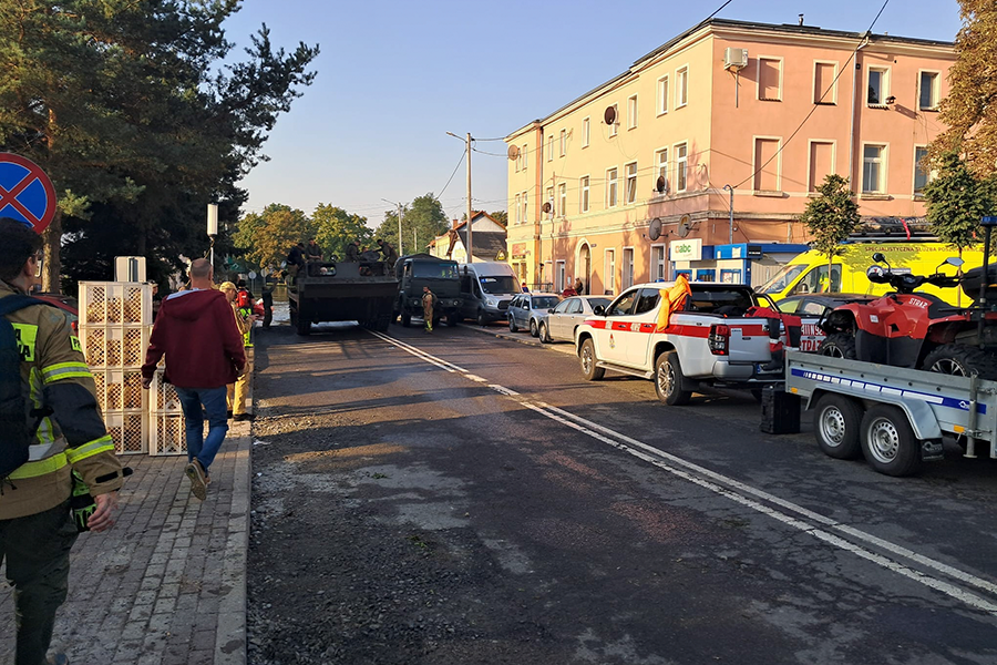 Braniewscy straacy podczas powodzi na poudni kraju, fot. 11