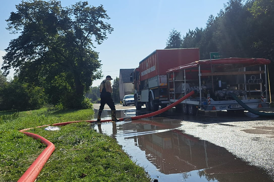 Braniewscy straacy podczas powodzi na poudni kraju, fot. 12