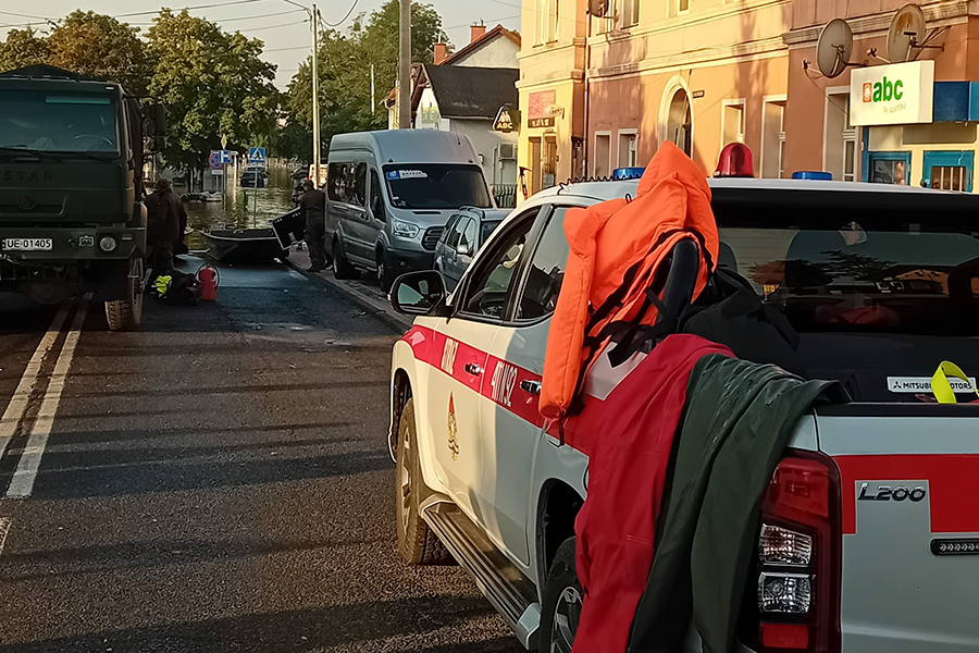 Braniewscy straacy podczas powodzi na poudni kraju, fot. 16