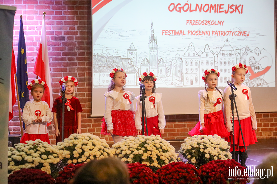 Przedszkolny Festiwal Piosenki Patriotycznej, fot. 34