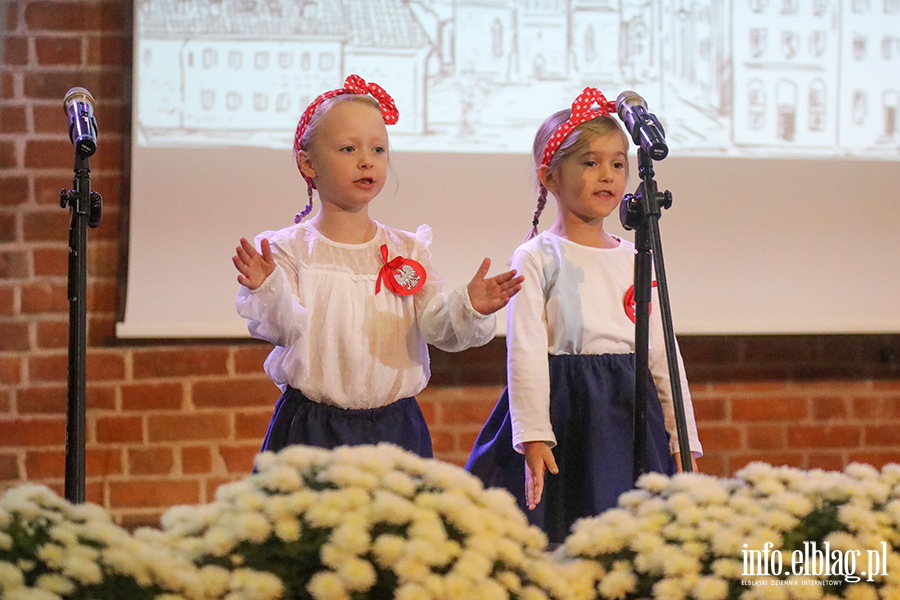 Przedszkolny Festiwal Piosenki Patriotycznej, fot. 37