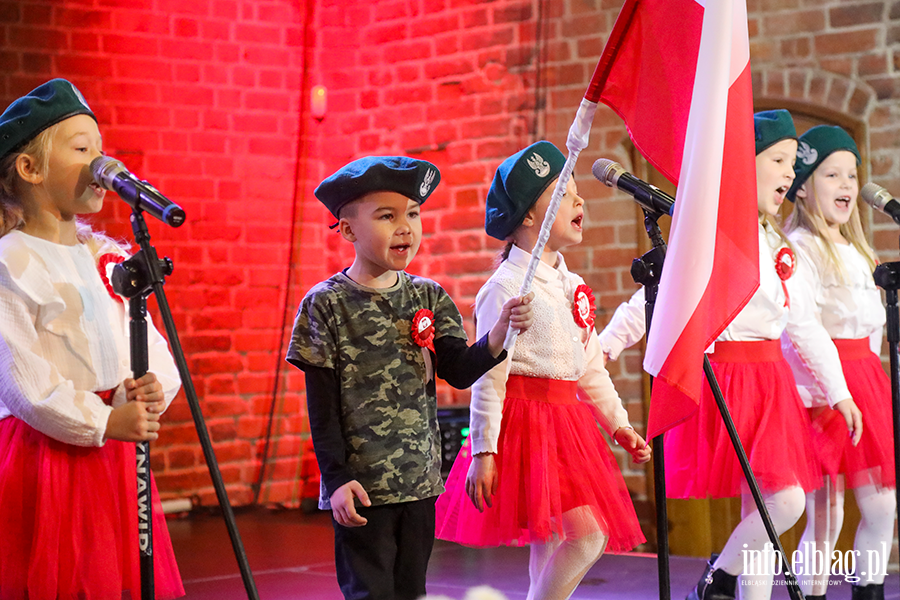 Przedszkolny Festiwal Piosenki Patriotycznej, fot. 42