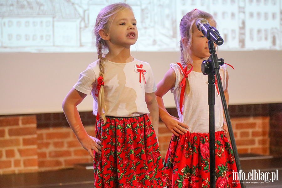 Przedszkolny Festiwal Piosenki Patriotycznej, fot. 53