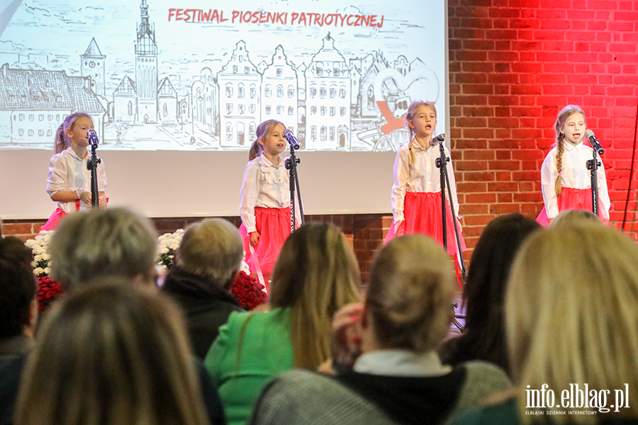 Przedszkolny Festiwal Piosenki Patriotycznej, fot. 56