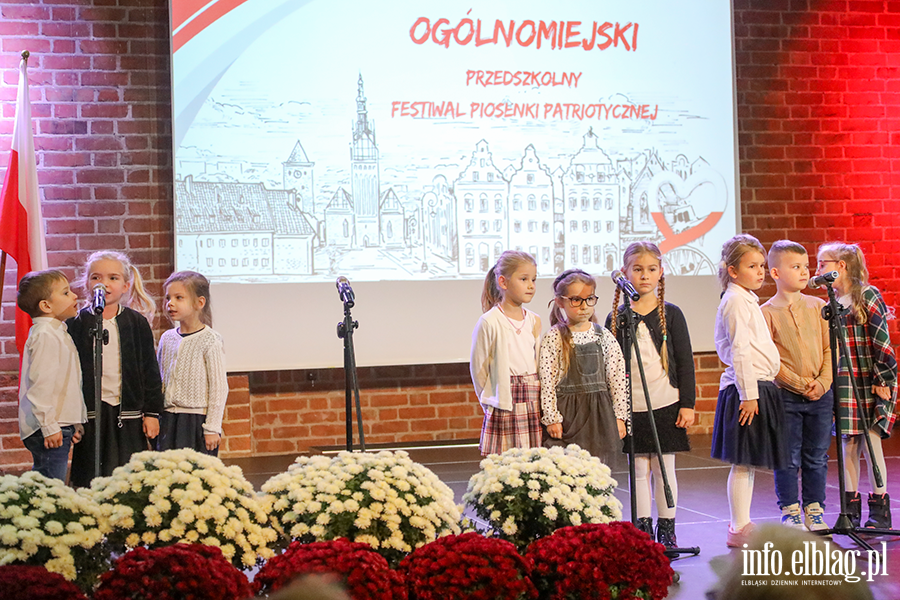 Przedszkolny Festiwal Piosenki Patriotycznej, fot. 59