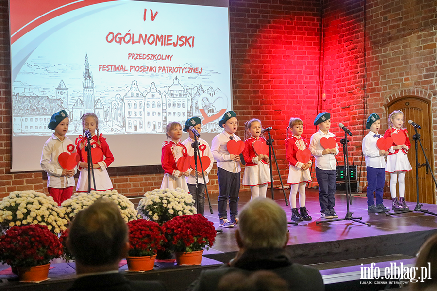 Przedszkolny Festiwal Piosenki Patriotycznej, fot. 61