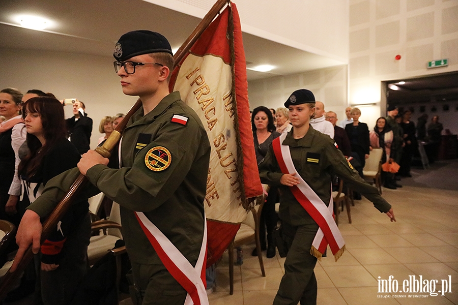 lubowanie uczniw Technikum im. Flagi Polski, fot. 16