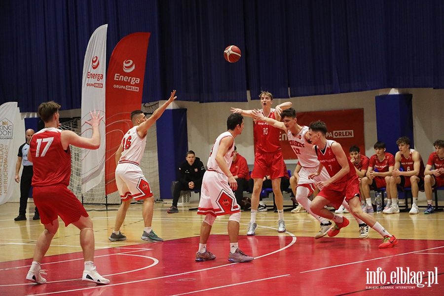 Energa Basketball Elblg kontra PZKosz Wadysawowo, fot. 12