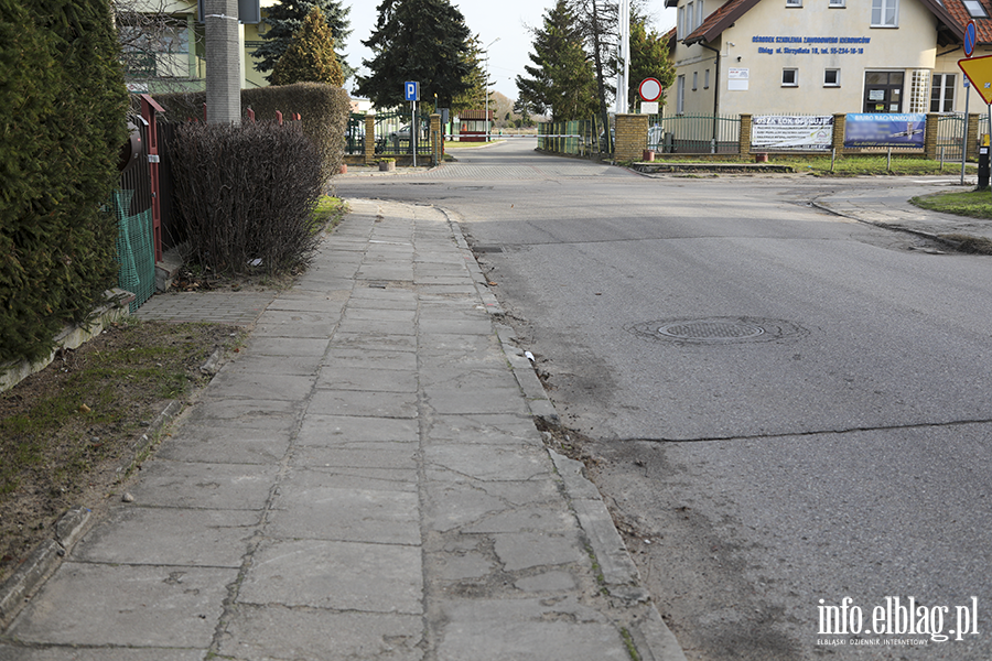 Stan nawierzchni i chodnika na ul. Mielczarskiego, fot. 33