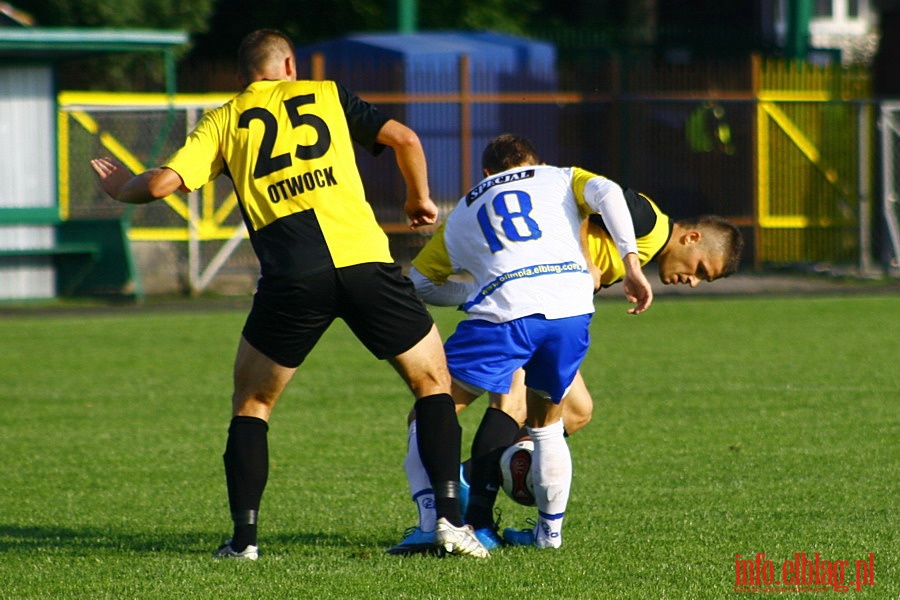 Mecz 2 kolejki II ligi: Olimpia Elblg - Start Otwock 1:1, fot. 5