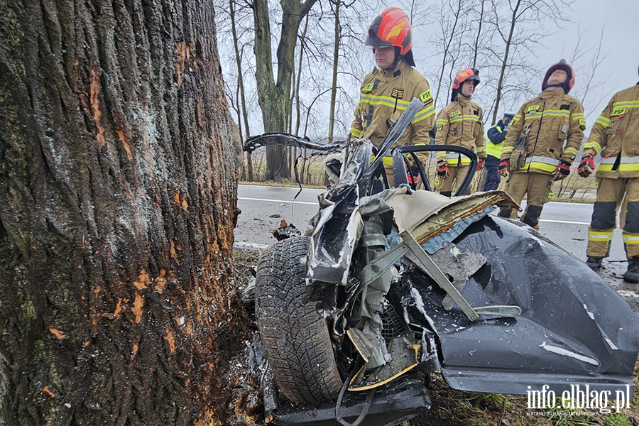 miertelny wypadek na drodze K 54, fot. 12