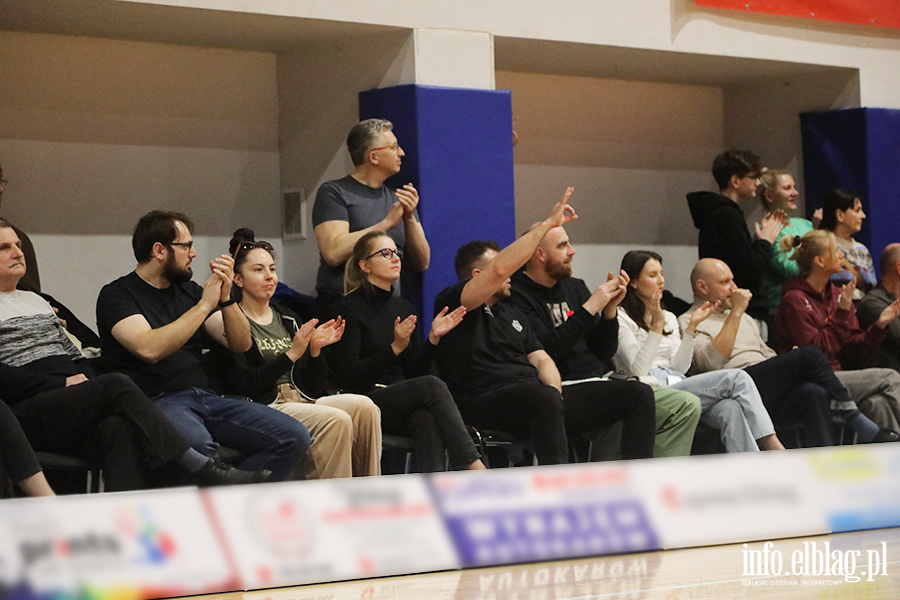 Elbasket walczy, ale play-off jeszcze nie teraz, fot. 20