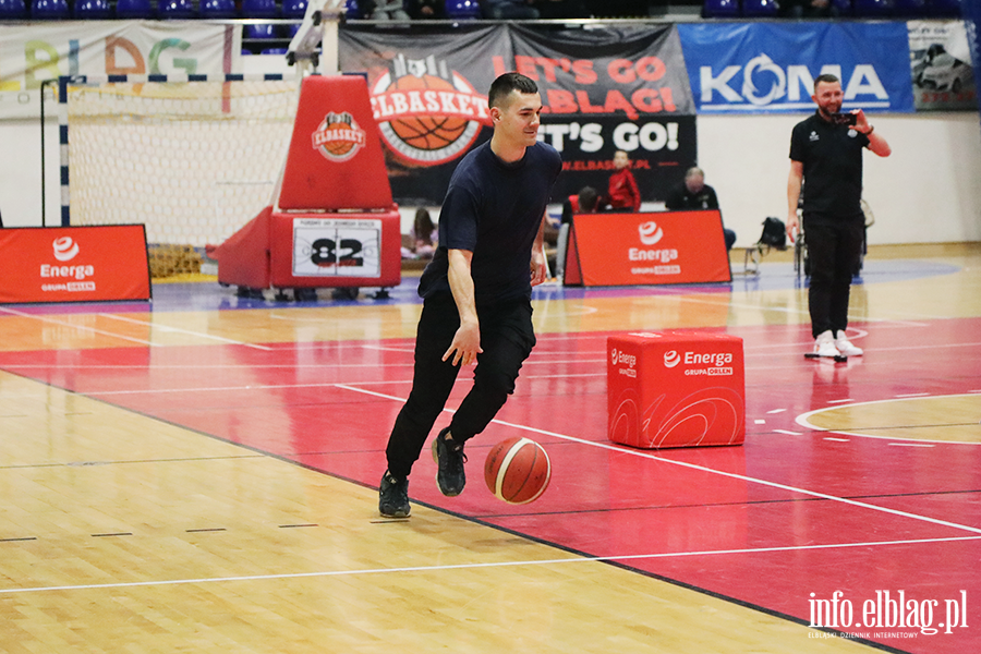 Elbasket walczy, ale play-off jeszcze nie teraz, fot. 47