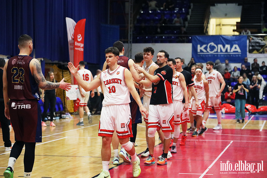 Elbasket walczy, ale play-off jeszcze nie teraz, fot. 69