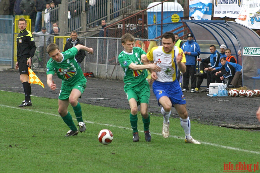 Mecz 18 kolejki (zalegej) II ligi: Olimpia Elblg - Pelikan owicz 1-0, fot. 15