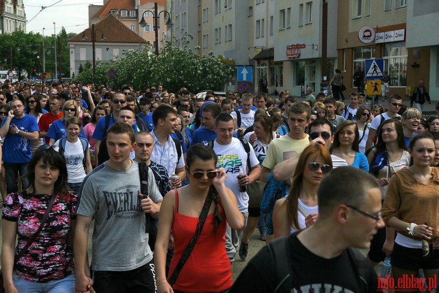 Juwenalia Elblskie 2011 - przemarsz studentw ulicami Elblga, fot. 24