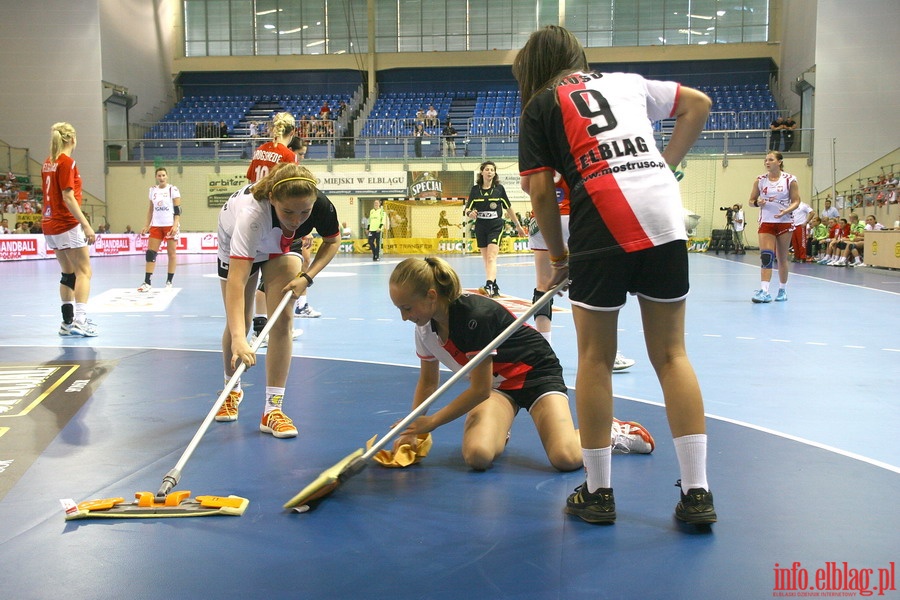 Pierwszy mecz play-off o awans do Mistrzstw wiata 2011 w pice rcznej kobiet: Polska - Dania 16-23, fot. 33