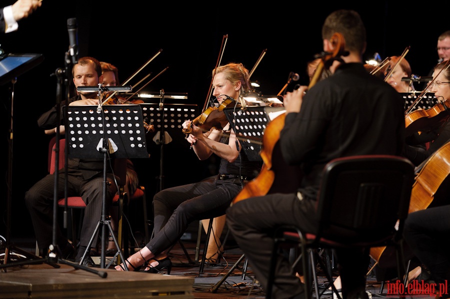 Show Muzyczne Adama Sztaby z Elblsk Orkiestr Kameraln w skadzie symfonicznym, fot. 34