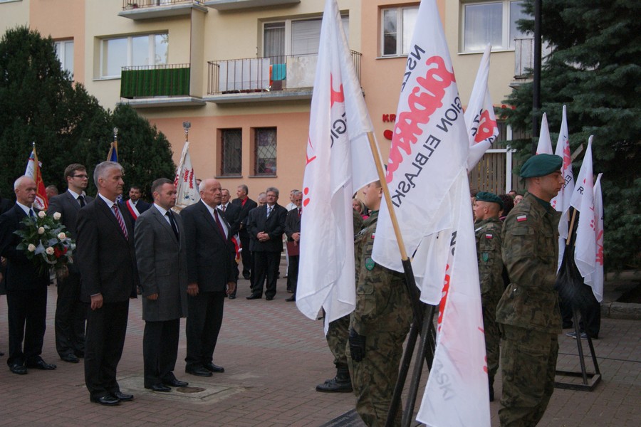 Obchody Solidarnoci przed Pomnikiem Ofiar Grudnia 1970, fot. 15