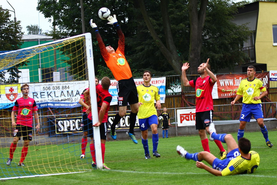 Mecz 8 kolejki I ligi: Olimpia Elblg - Warta Pozna 0-2, fot. 14