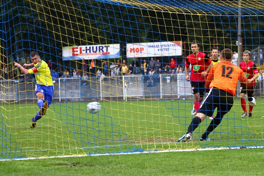 Mecz 8 kolejki I ligi: Olimpia Elblg - Warta Pozna 0-2, fot. 35