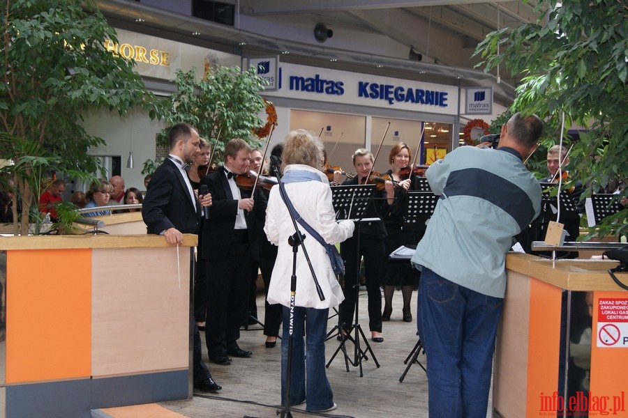 Koncert Elblskiej Orkiestry Kameralnej w Centrum Handlowym Ogrody, fot. 16